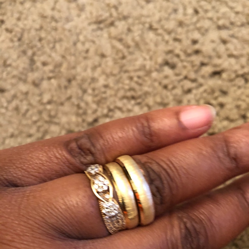 Engagement &wedding band for couple. 18 Carat each